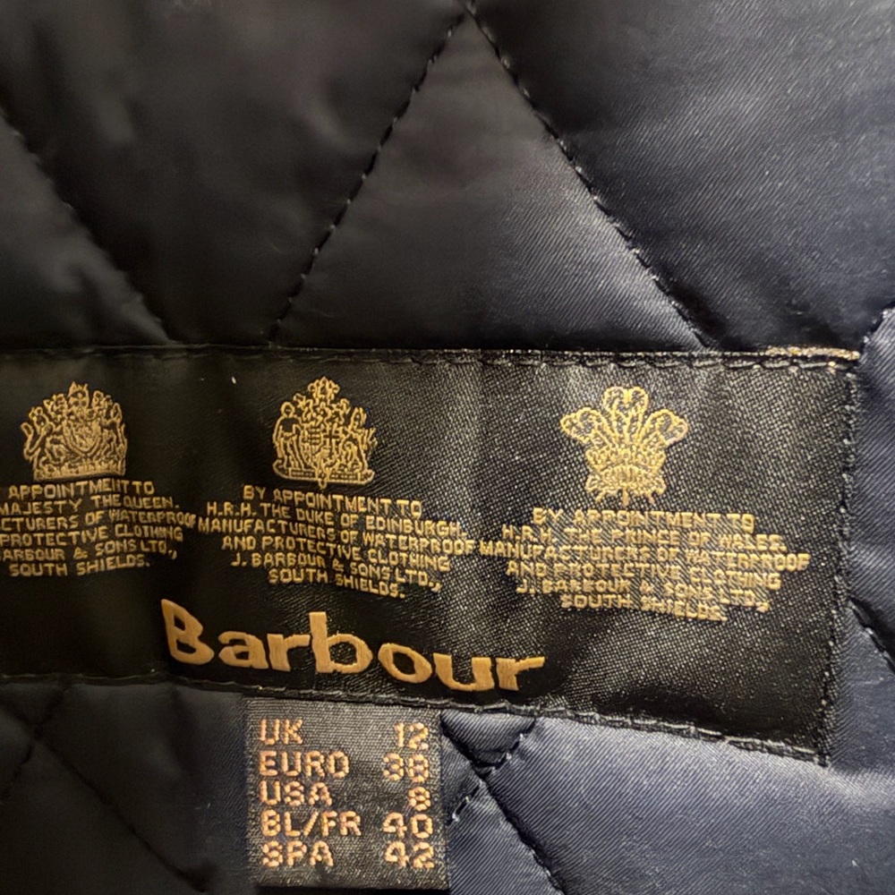 Barbour Black Quilted Jacket 8 Excellent condition - Picture 3 of 6